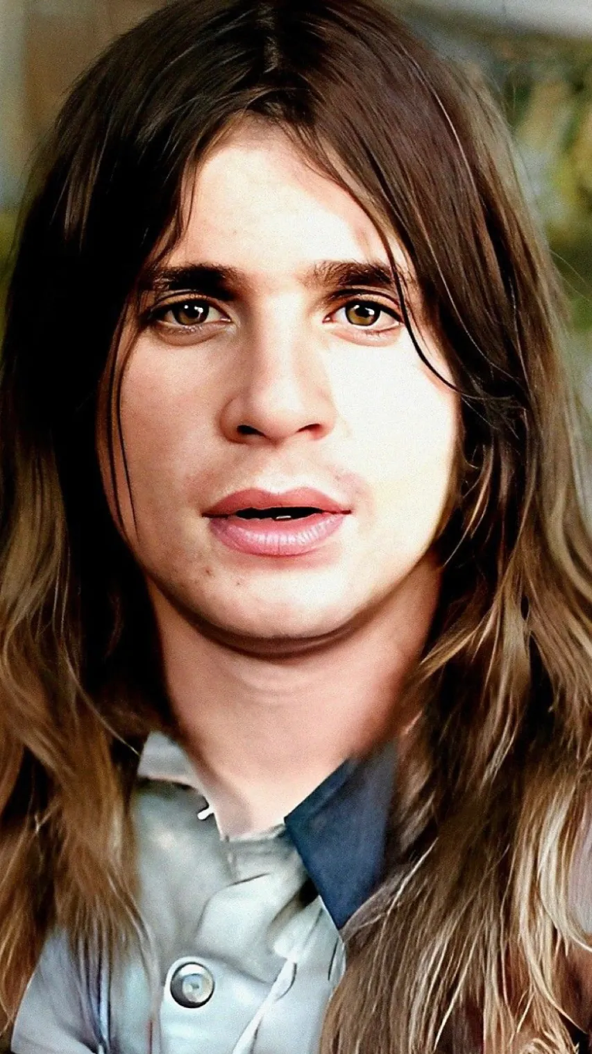 ai character: Young Ozzy background