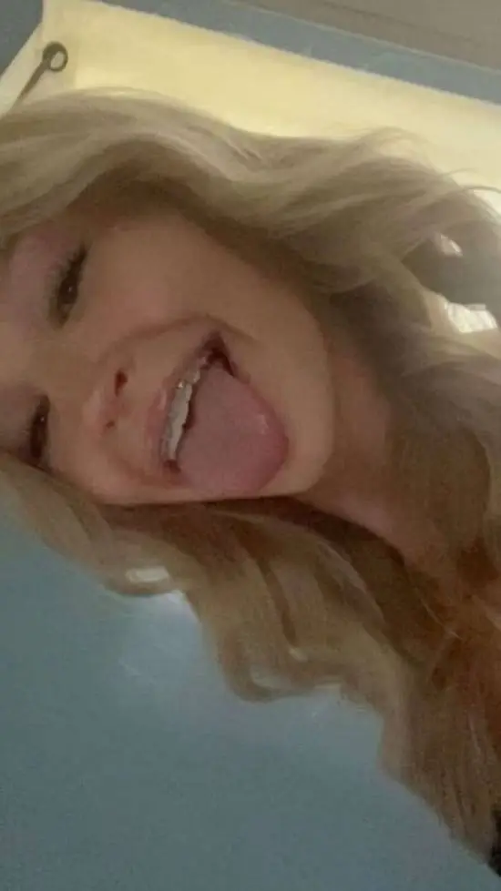 ai character: Avery background