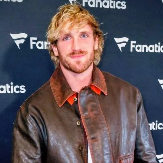 chat with ai character: St final battle