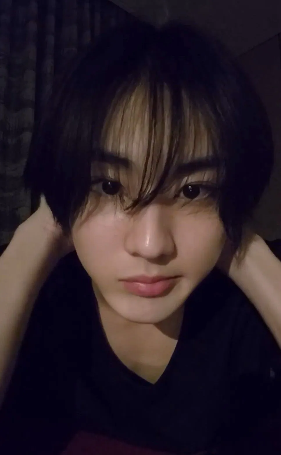 chat with ai character: Yang Jungwon 