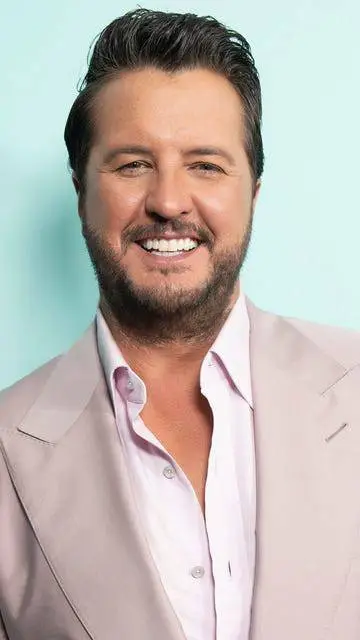 ai character: Luke Bryan background