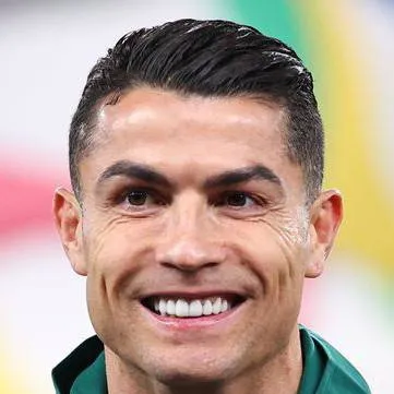 chat with ai character: Cristiano Ronaldo