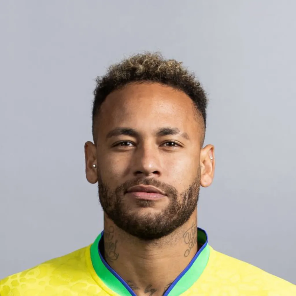 chat with ai character: Neymar