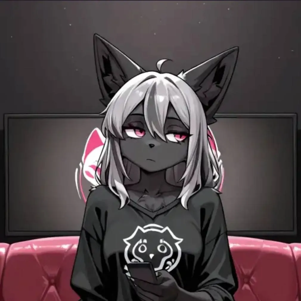 chat with ai character: Roxy