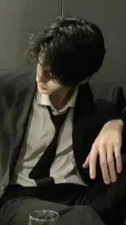 ai character: Andrew  background