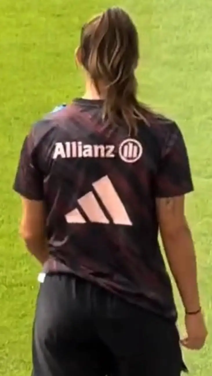 Talkie AI - Chat with Lena Oberdorf 