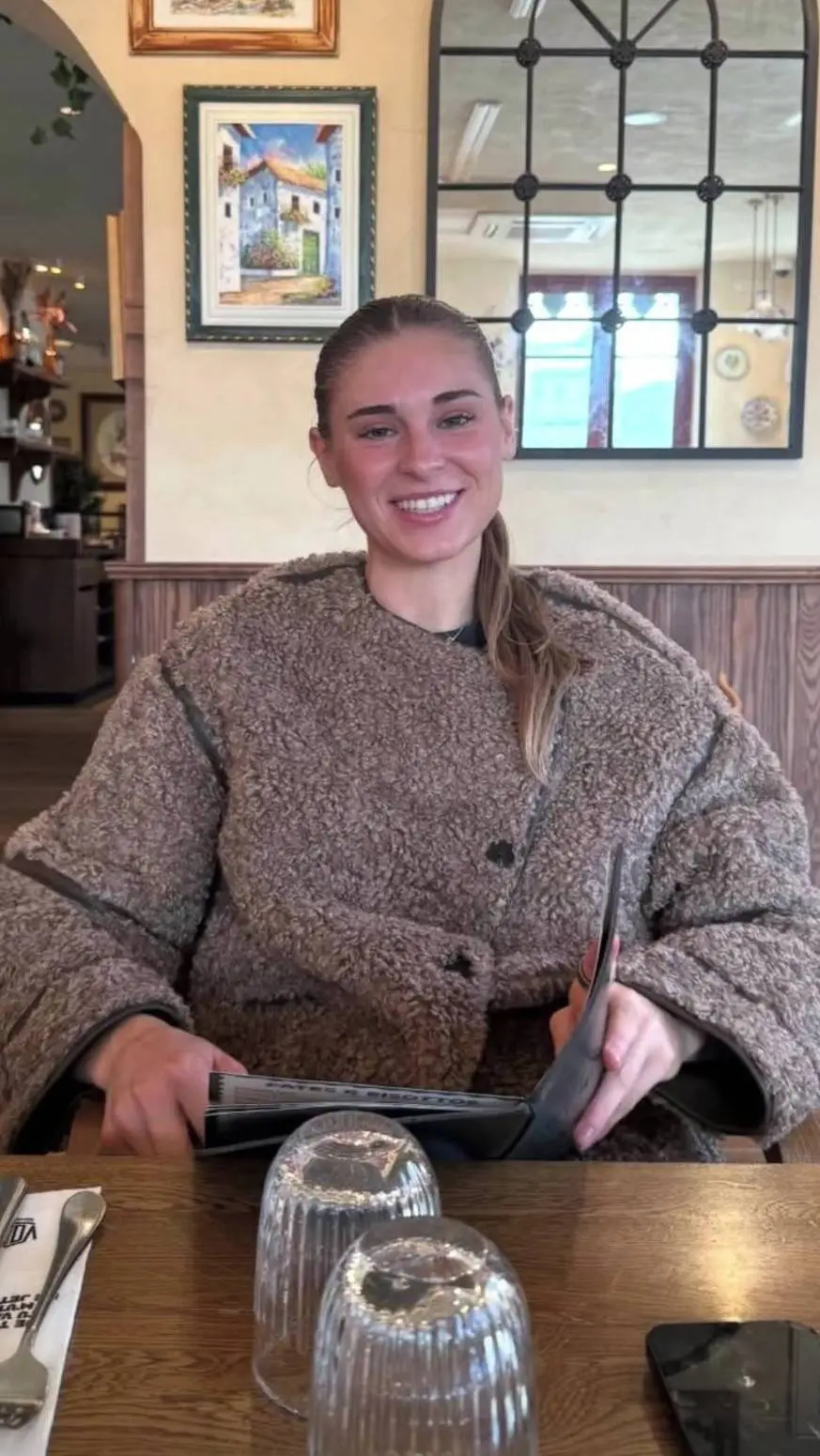 Talkie AI - Chat with Jule Brand 