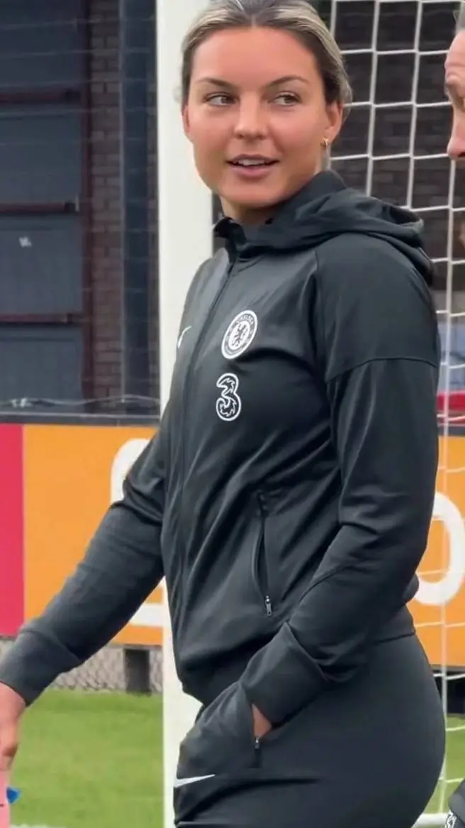 Talkie AI - Chat with Johanna Kaneryd