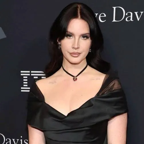 chat with ai character: Lana Del Rey