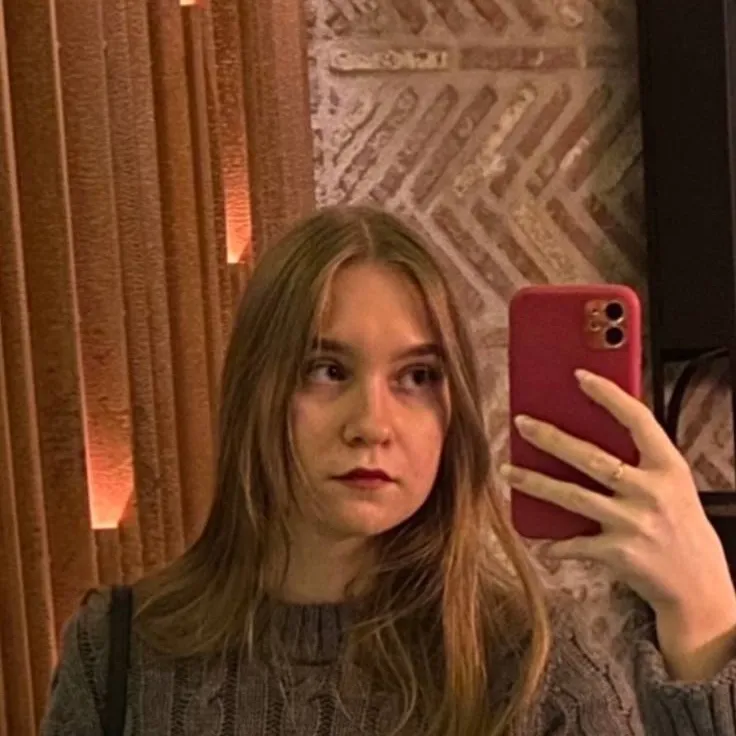 chat with ai character: Anya 