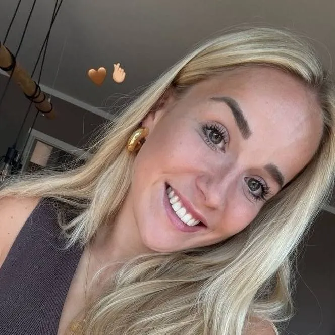 chat with ai character: Giulia Gwinn 