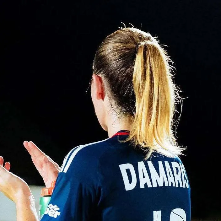 chat with ai character: Damaris Egurrola