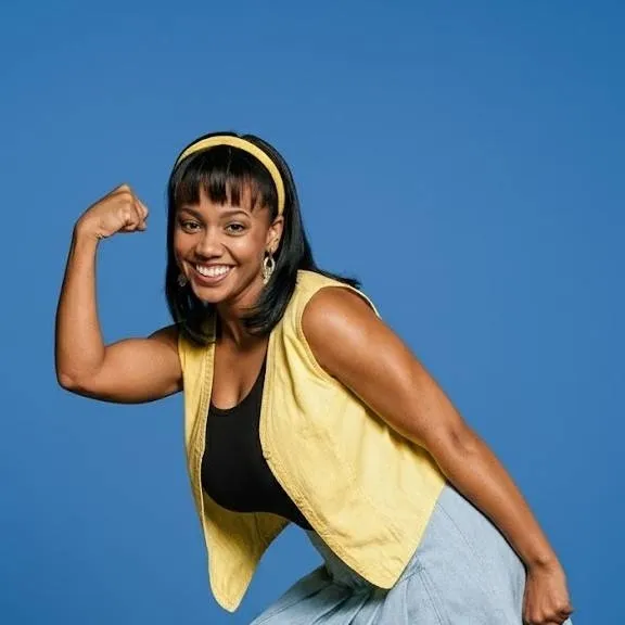 chat with ai character: Aisha Campbell