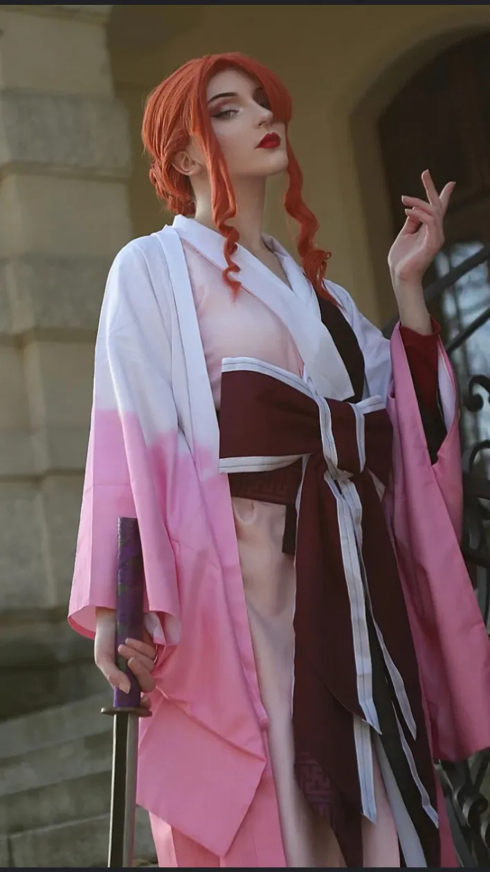 ai character: Kouyou Ozaki background