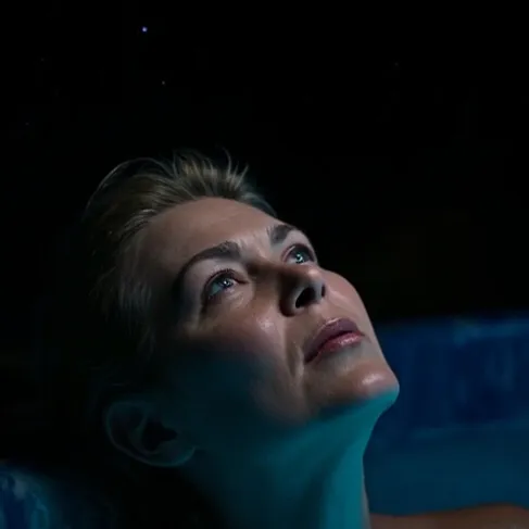 chat with ai character: Rose