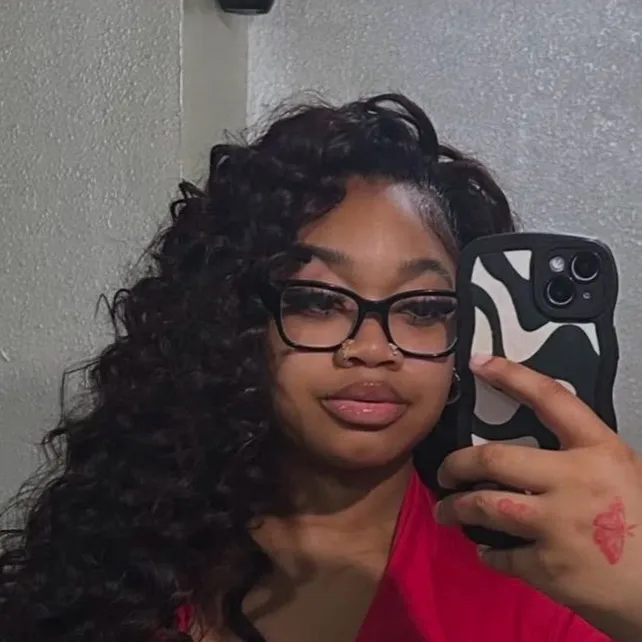 chat with ai character: heavenly💋