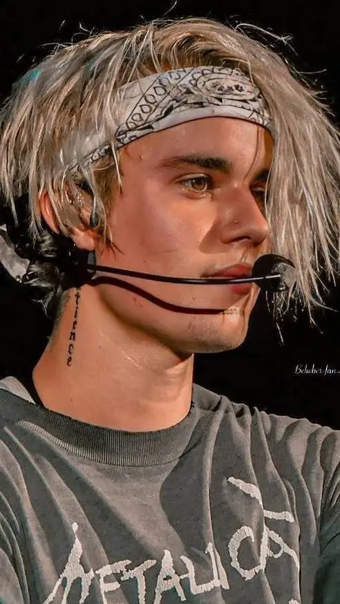 ai character: Justin bieber background