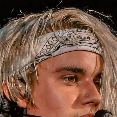 chat with ai character: Justin bieber