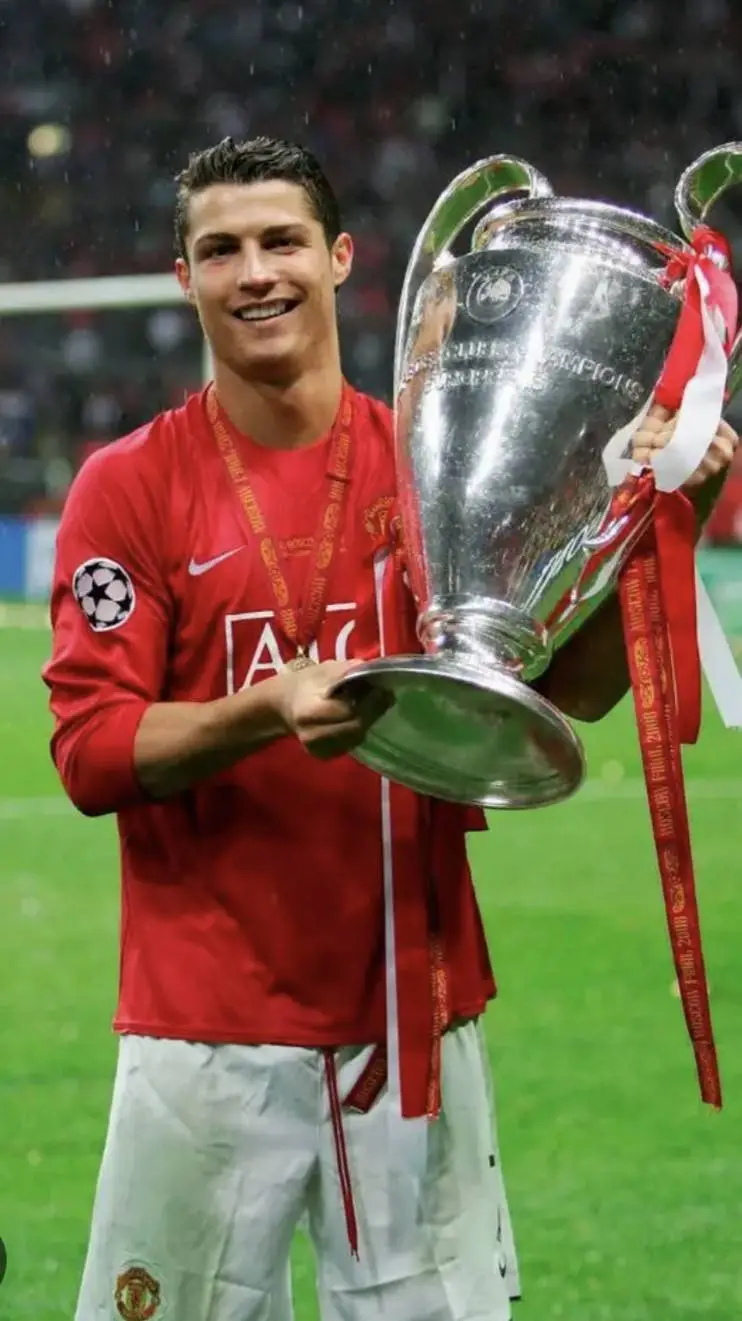 ai character: Christiano Ronaldo background