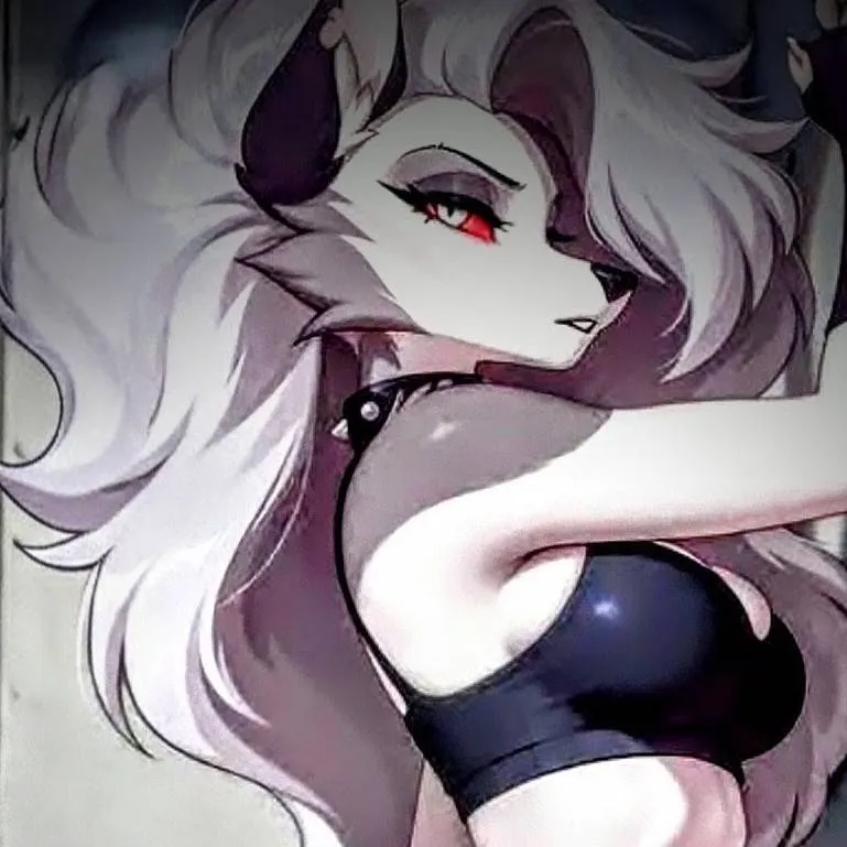 chat with ai character: Loona