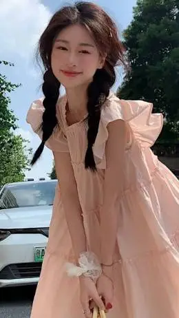 ai character: Yumi❤️ background