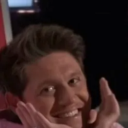 chat with ai character: Niall Horan 