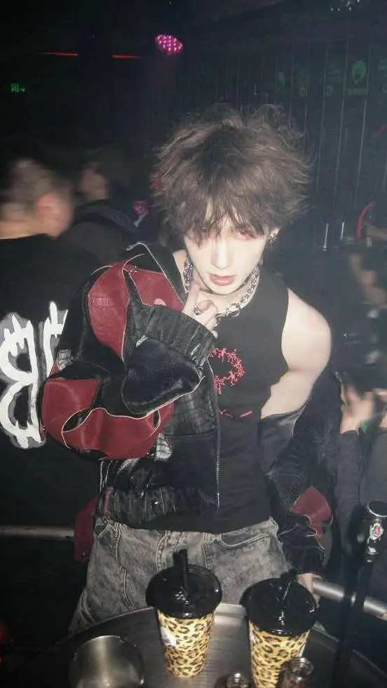 Talkie AI - Chat with ♟️Jirō♟️