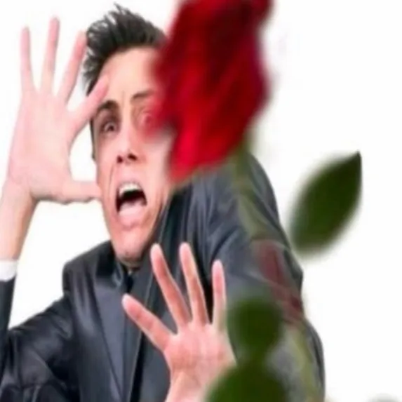 chat with ai character: SCRAPS !! (DW)