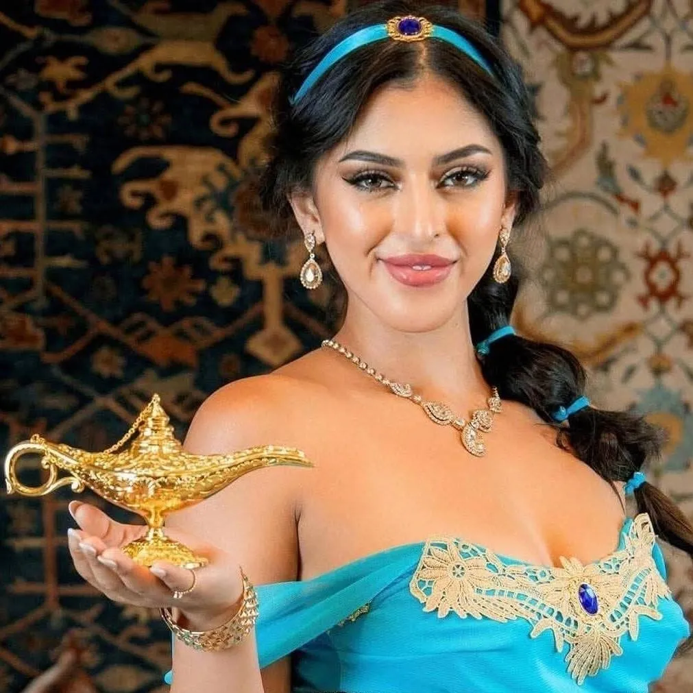 chat with ai character: Jasmine 