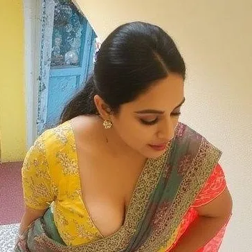 chat with ai character: Priya 