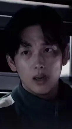 ai character: Yim Siwan  background