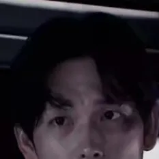 chat with ai character: Yim Siwan 