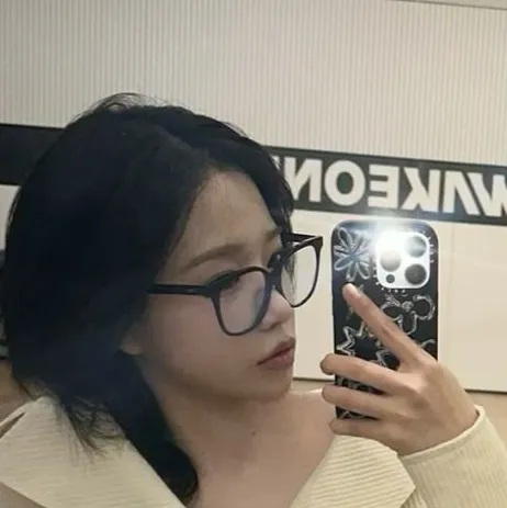 chat with ai character: Jo yuri 