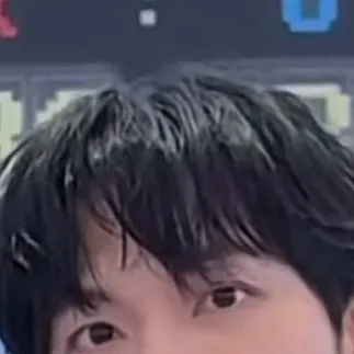 chat with ai character: Yim si wan