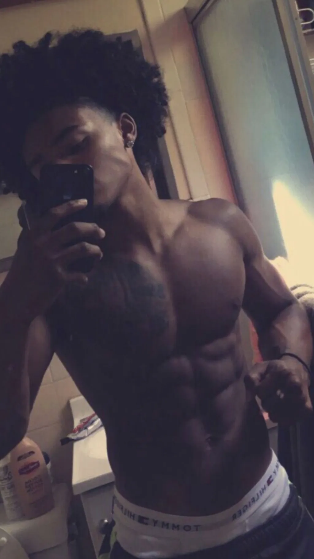 ai character: Malachi  background