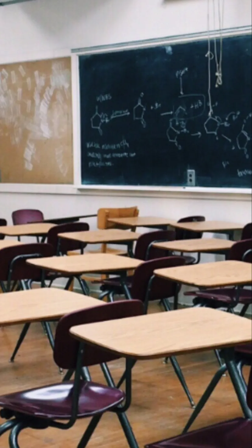 ai character: School classroom  background