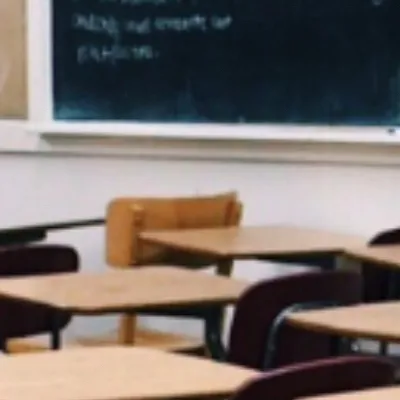 chat with ai character: School classroom 
