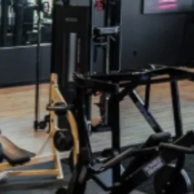 chat with ai character: Gym