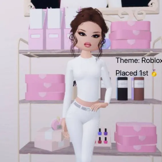 chat with ai character: lanna trend
