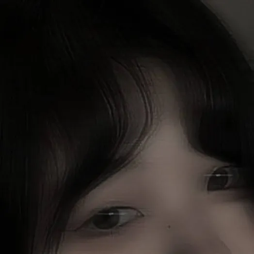 chat with ai character: Hogwarts DrAMa 😀😞 