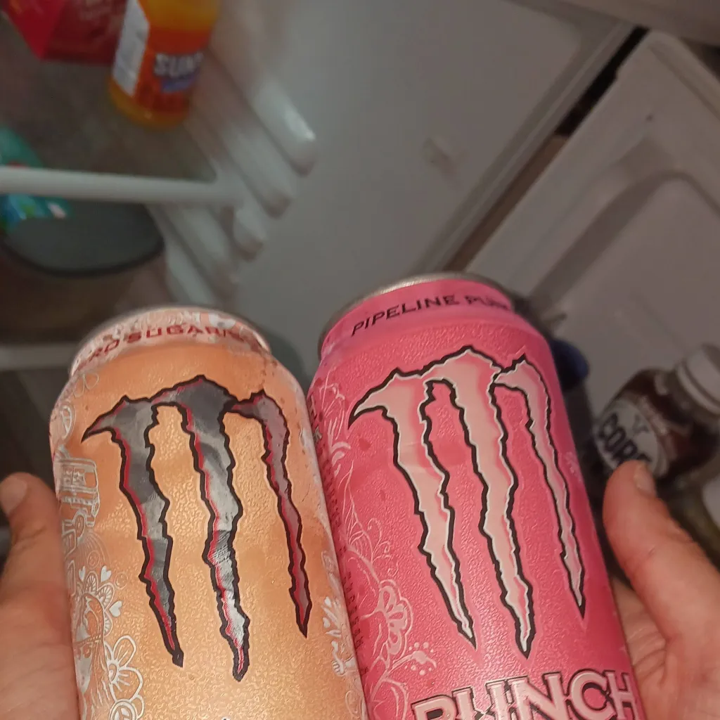 chat with ai character: abusive mom