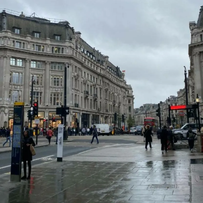 chat with ai character: Logan Smith