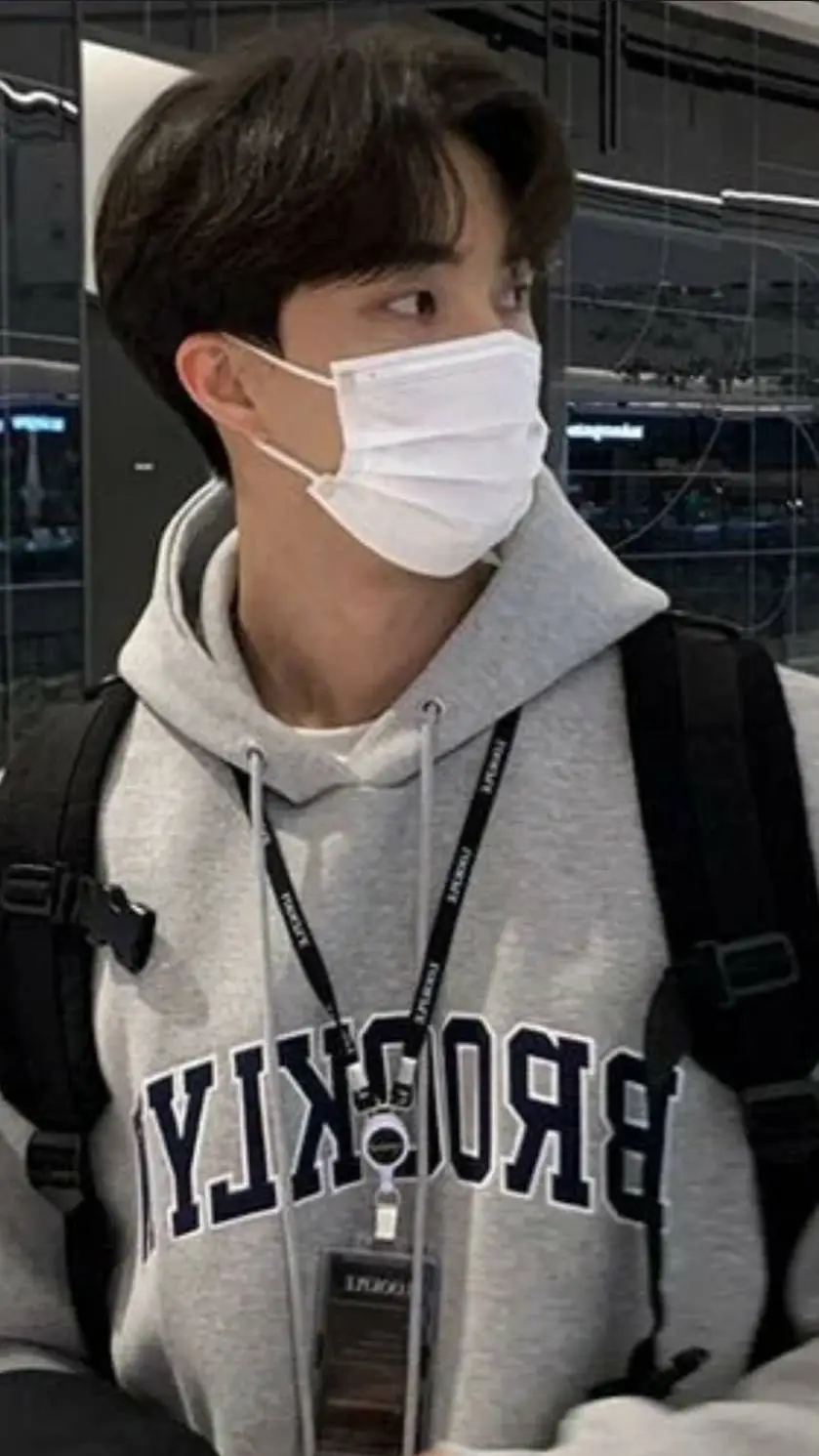 ai character: Eun-woo background