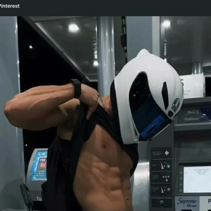 chat with ai character: Sayan