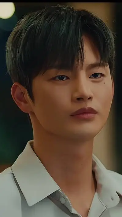 ai character: seo in-guk  background