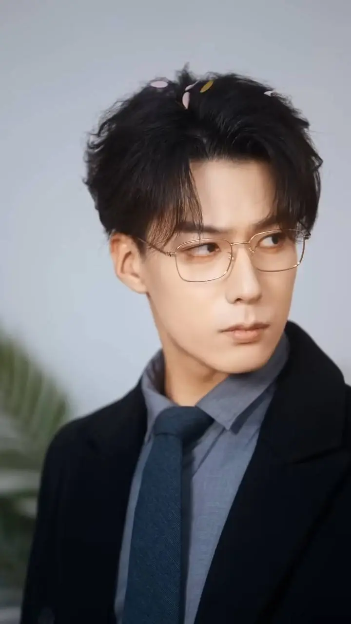 ai character: Ji han  background