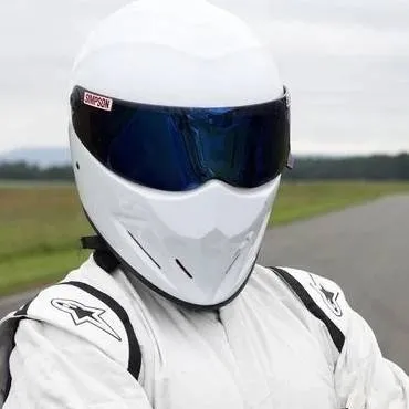 chat with ai character: The Stig Intros