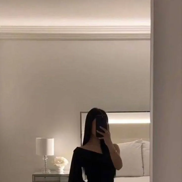 chat with ai character: Millie Hatton 