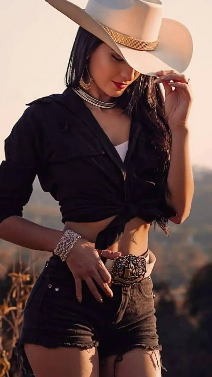 ai character: lilly vaqueros  background