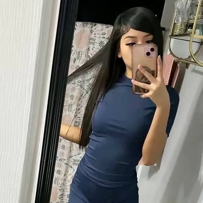 chat with ai character: Alisha